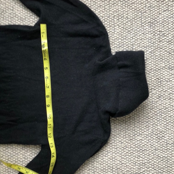 BCBG Max Azria black 100% cashmere XS turtleneck - Picture 5 of 5